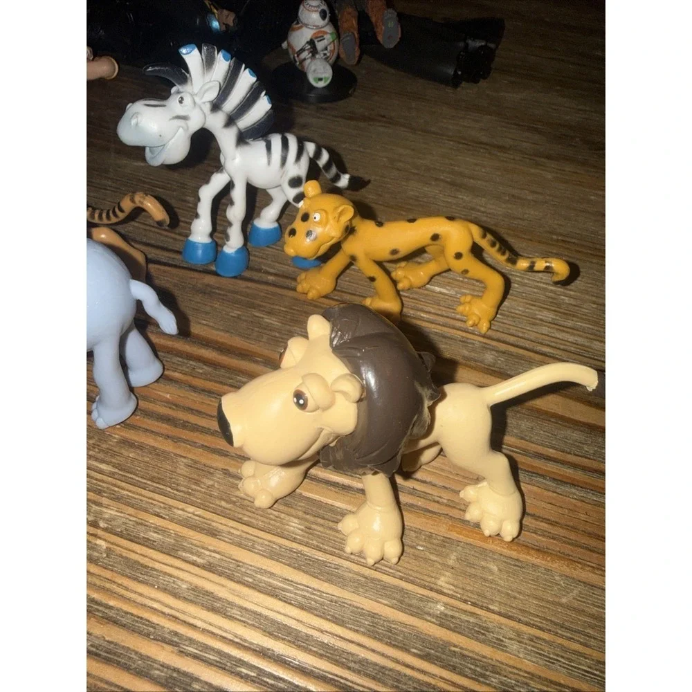 Set Of 6 Cartoon Style Rubber‎ Safari Animal Toys Cake Toppers